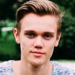 Alex Centa net worth
