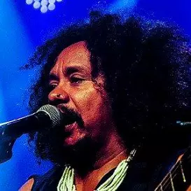 Chico Cesar net worth