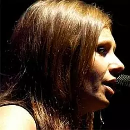 Kasey Chambers net worth
