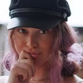 Chloe Bleu net worth