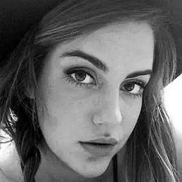 Brianna Joy Chomer net worth