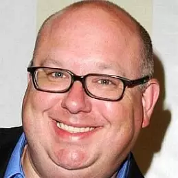 Bill Chott net worth