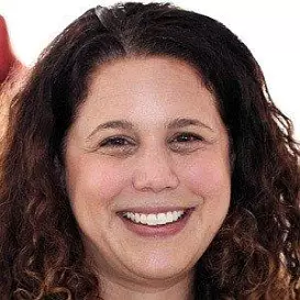 Amy Chozick net worth