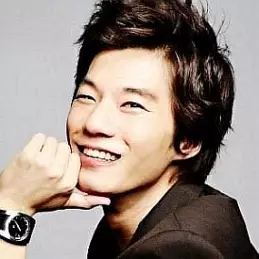 Lee Chun-hee net worth