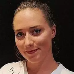 Emma Cieslak-Jones net worth