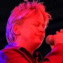 Anne Clark net worth