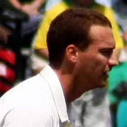 Stuart Clark net worth