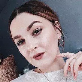 Alix Coburn net worth