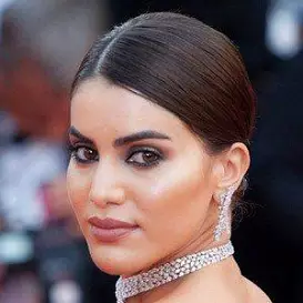 Camila Coelho net worth