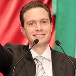 Manuel Velasco Coello net worth