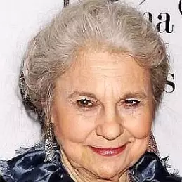 Lynn Cohen net worth