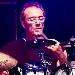 Vinnie Colaiuta net worth