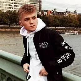 Jordan Comolli net worth