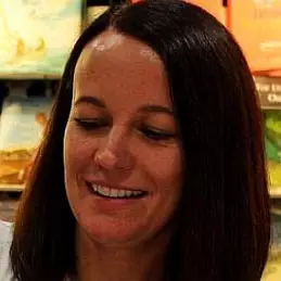 Ally Condie net worth