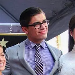 Michael Consuelos net worth