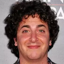 Oliver Cooper net worth