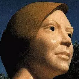 Natalia Correia net worth