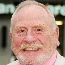 James Cosmo net worth