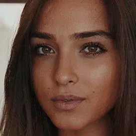 Angie Costa net worth