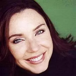 Stephanie Courtney net worth