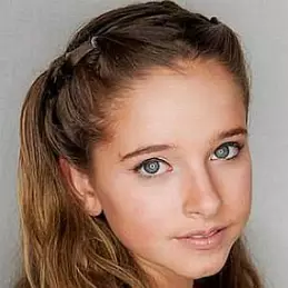 Shayla Cromie net worth