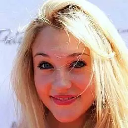 Kelly Crook net worth