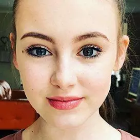 Amelia Crouch net worth