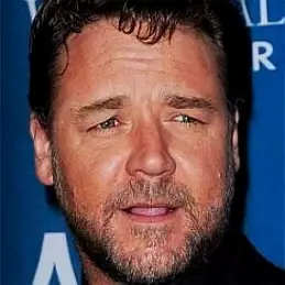 Russell Crowe net worth