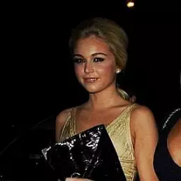 Chloe Cummings net worth