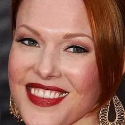 Erin Cummings net worth