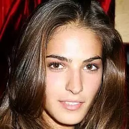 Emina Cunmulaj net worth