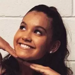 Alexa Curtis net worth