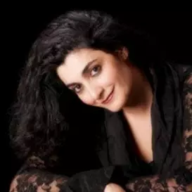 Darya Dadvar net worth