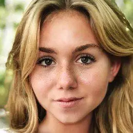 Dalia Mya net worth