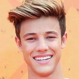 Cameron Dallas net worth
