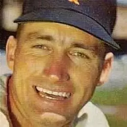 Alvin Dark net worth