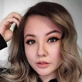 Gina Darling net worth