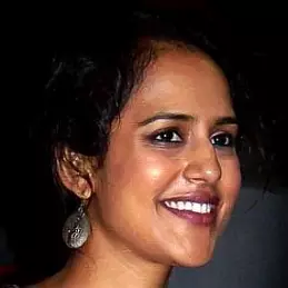 Agam Darshi net worth