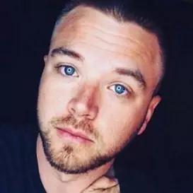 Brett Davern net worth