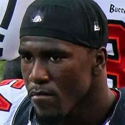 Lavonte David net worth