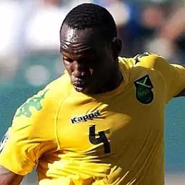 Claude Davis net worth