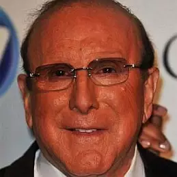 Clive Davis net worth