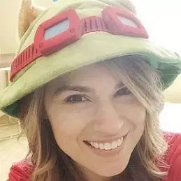 Taylor Davis net worth