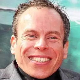 Warwick Davis net worth