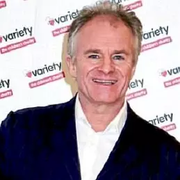 Bobby Davro net worth