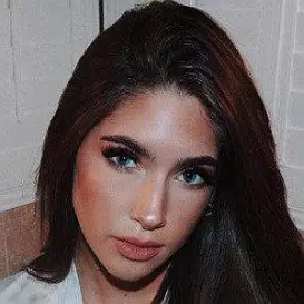 Ally Del Col net worth