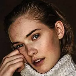 Emma DeLury net worth