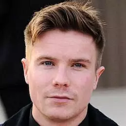 Joe Dempsie net worth