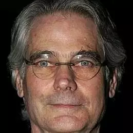 Caleb Deschanel net worth