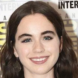 Sarah Desjardins net worth